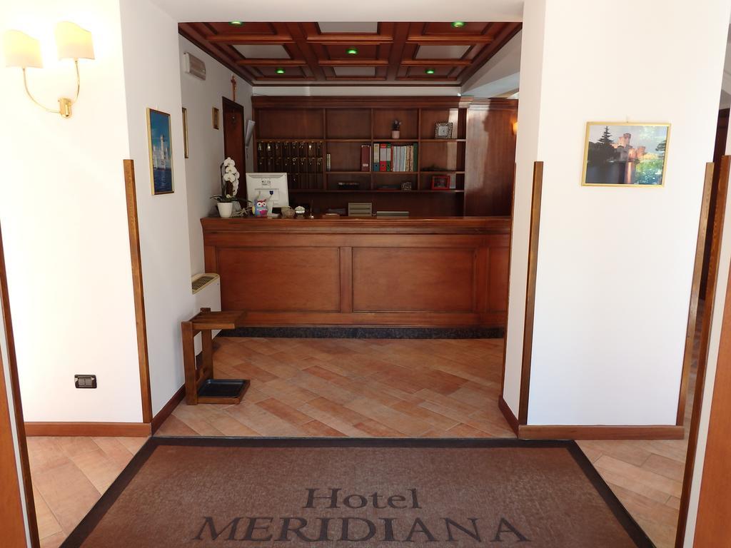 Hotel Meridiana 시르미오네 외부 사진